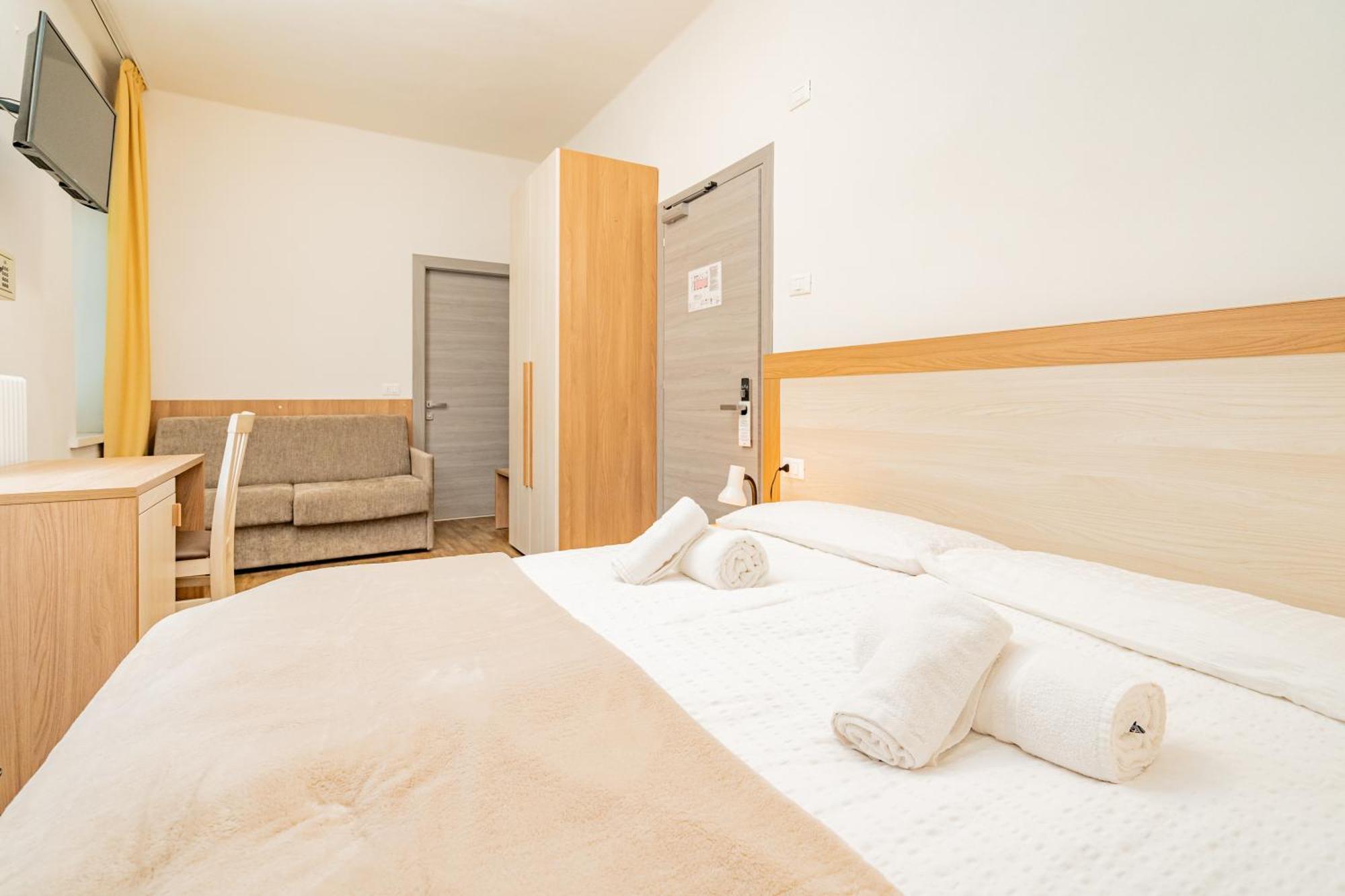 Hotel Europa Molveno Esterno foto