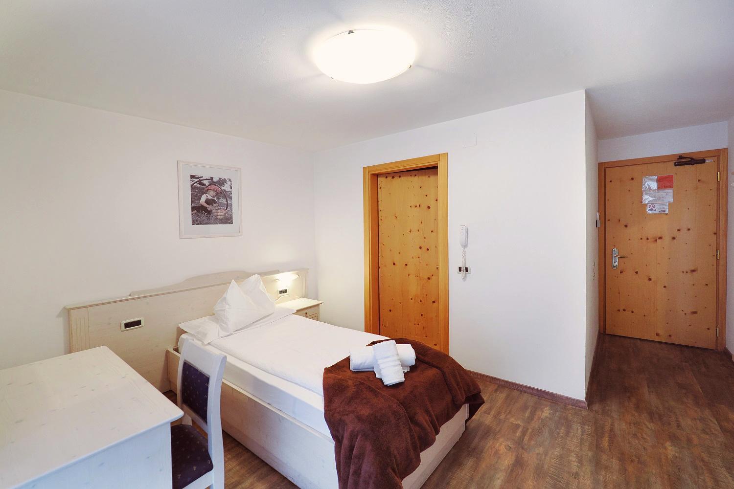 Hotel Europa Molveno Esterno foto