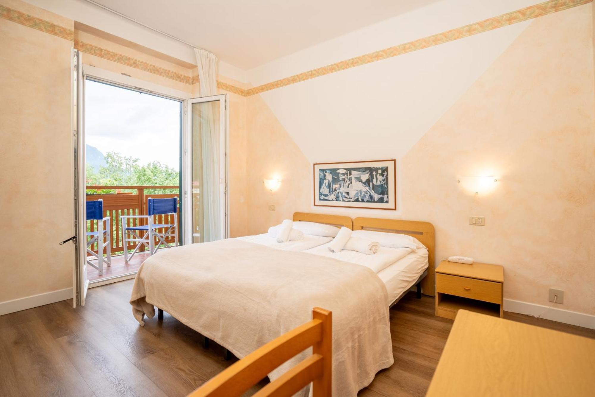 Hotel Europa Molveno Esterno foto