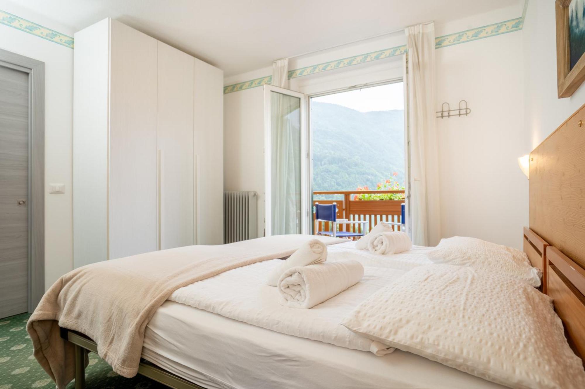 Hotel Europa Molveno Esterno foto